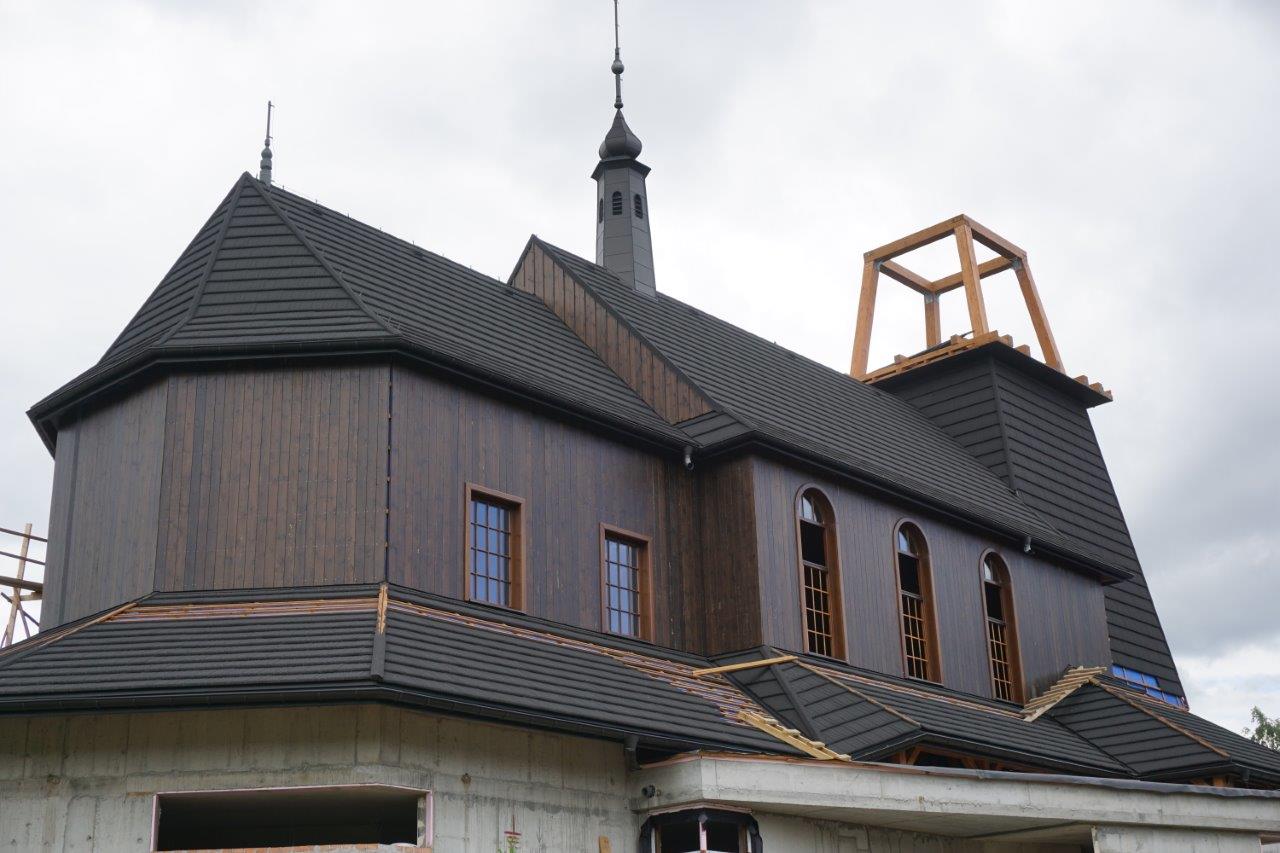 Metal roofing project